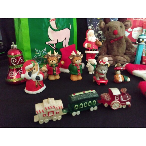 Vintage Christmas Decor Lot- Get Everything Shown In Pic's. - Picture 2 of 11